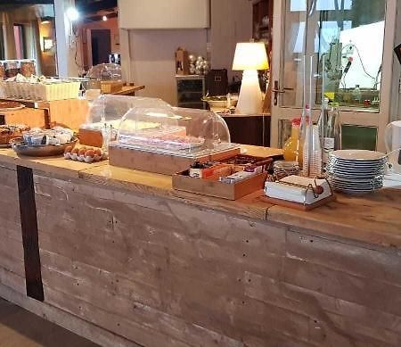 Il Poggio Dei Pettirossi Hotel Bevagna Luaran gambar