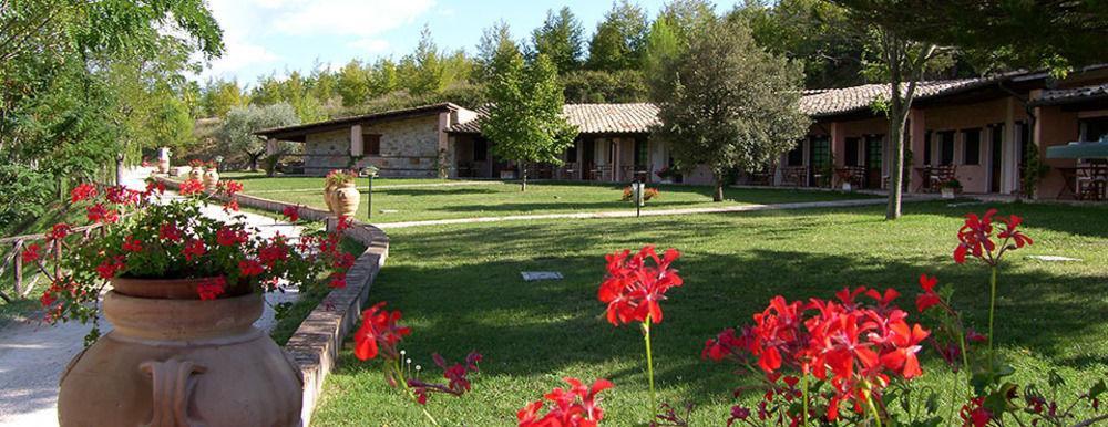 Il Poggio Dei Pettirossi Hotel Bevagna Luaran gambar