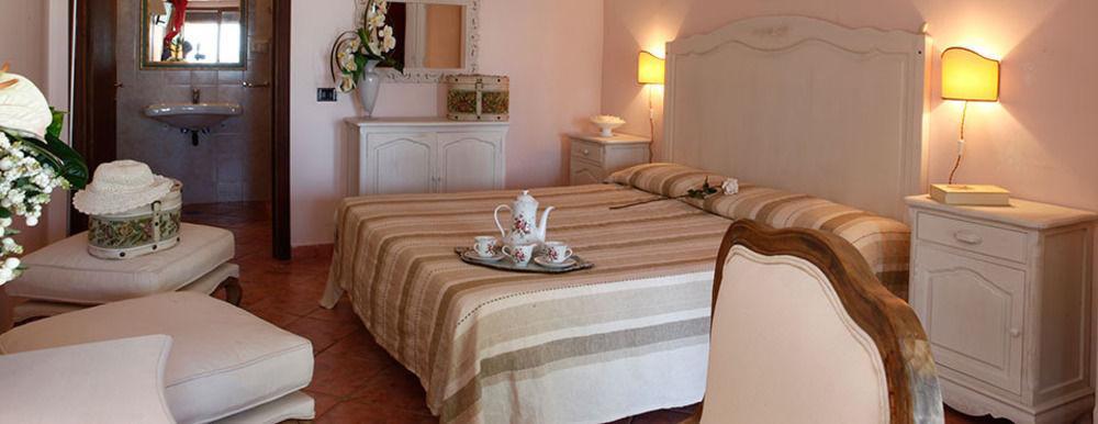 Il Poggio Dei Pettirossi Hotel Bevagna Luaran gambar