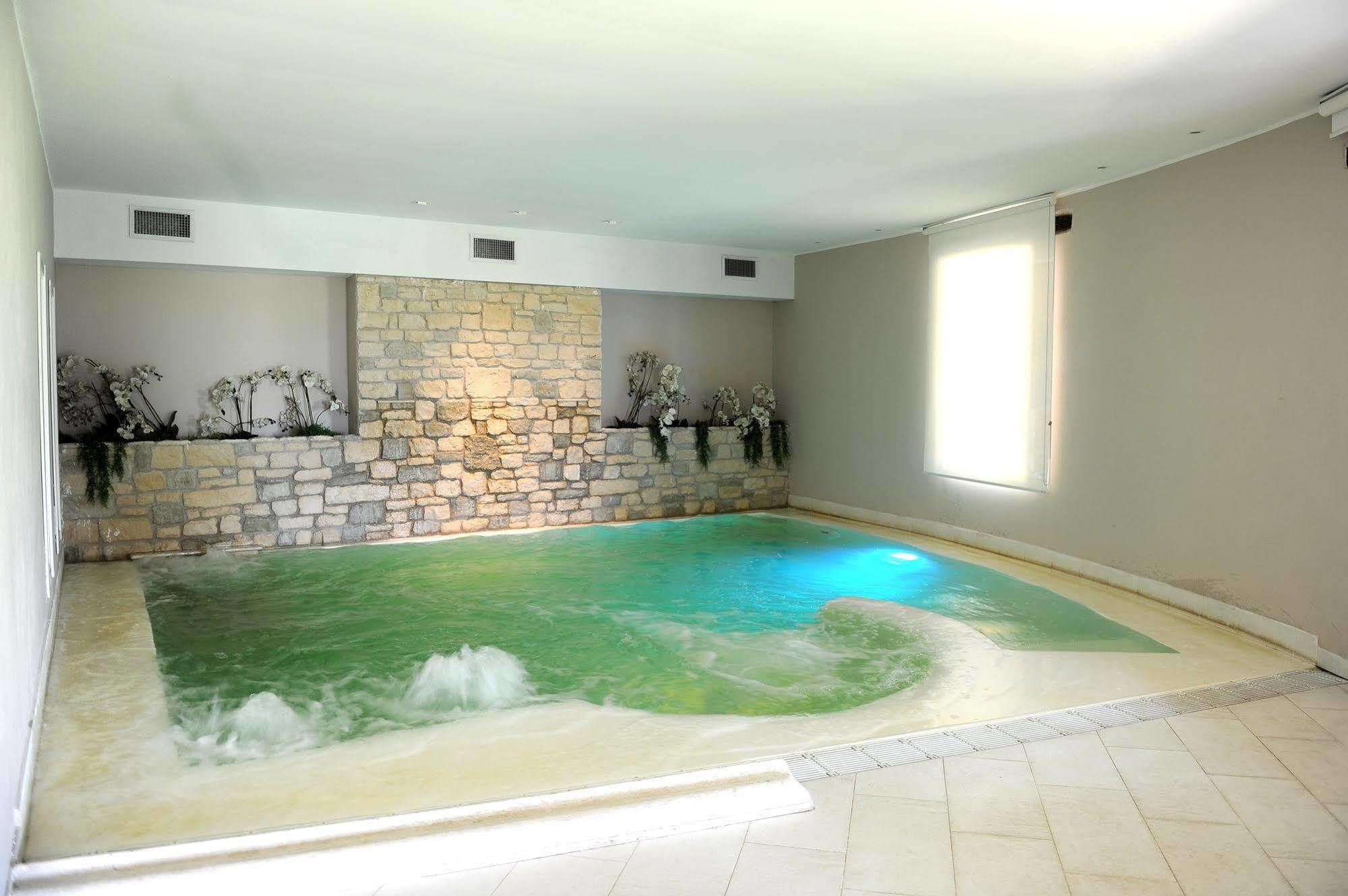 Il Poggio Dei Pettirossi Hotel Bevagna Luaran gambar