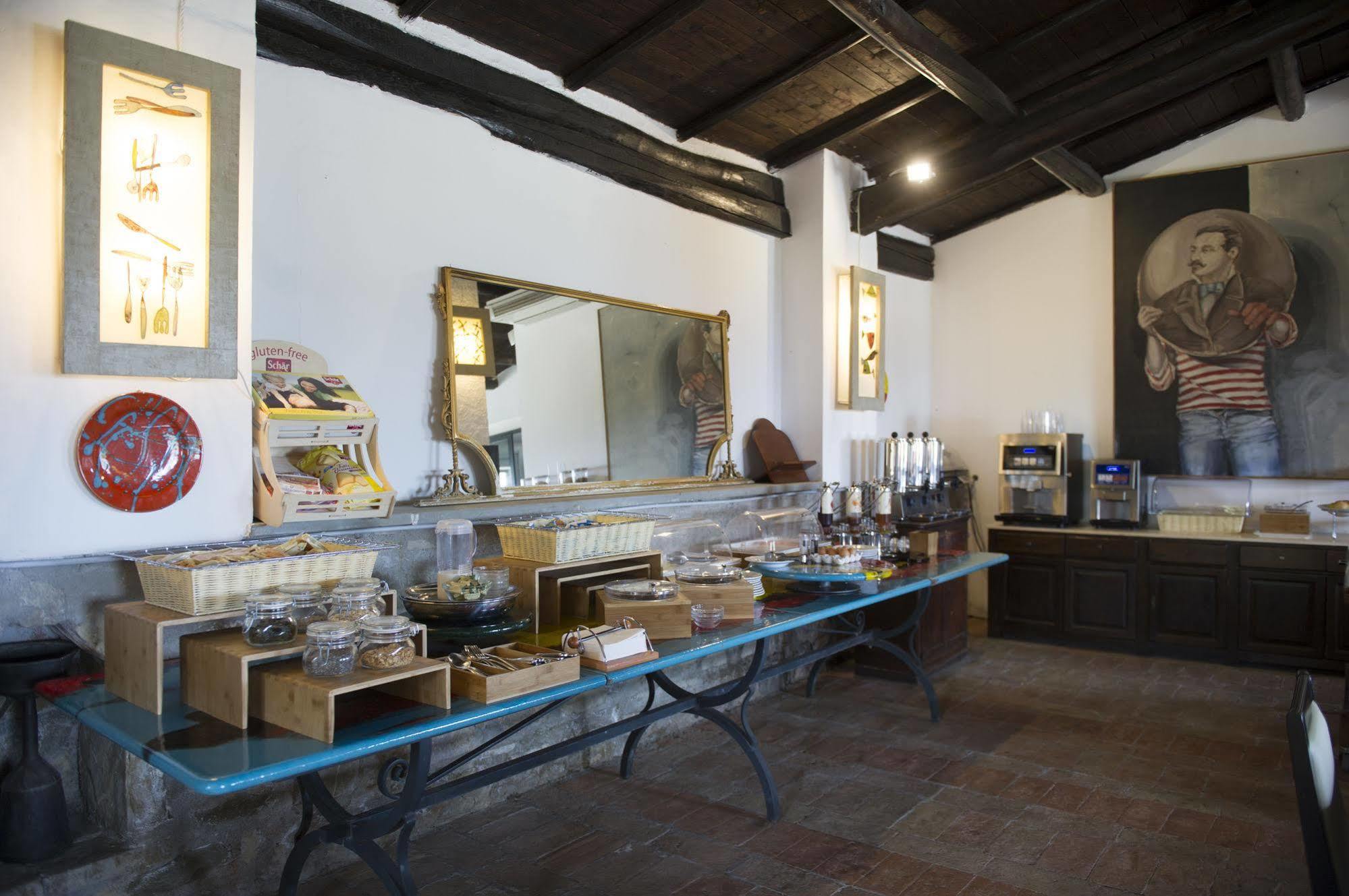 Il Poggio Dei Pettirossi Hotel Bevagna Luaran gambar